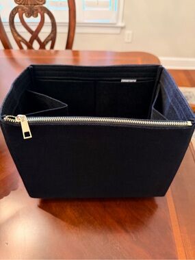 New tote organizer